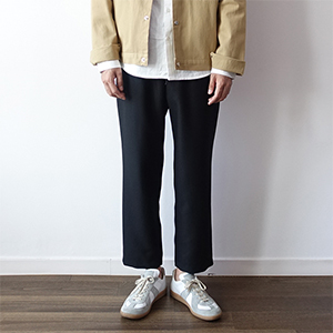 Twill relaxed slacks (2 colors)
