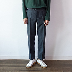 minimal evan slacks (2 colors)