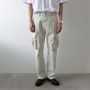 minimal cargo pants (2 colors)