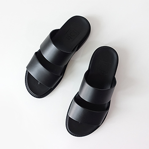 Minimal Strap Sandals 