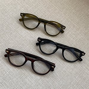 Boston Shape Glasses (3 colors)